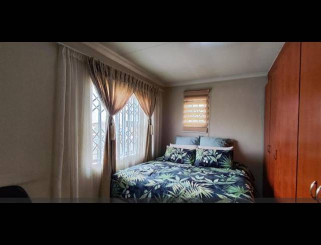 3 BEDROOM HOUSE FOR SALE IN ALRODE SOUTH